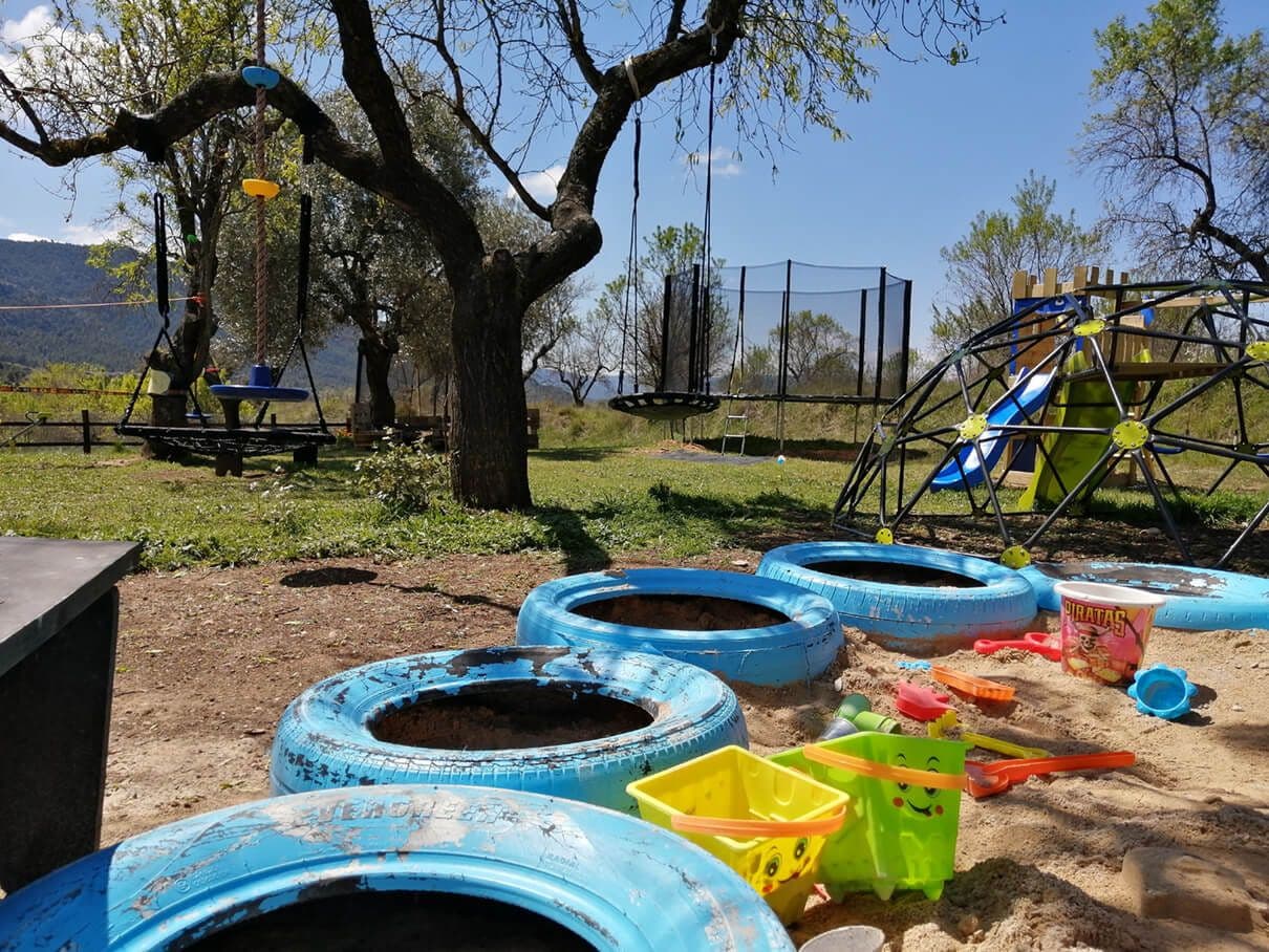 Parque Infantil en el Paraje Mayjal