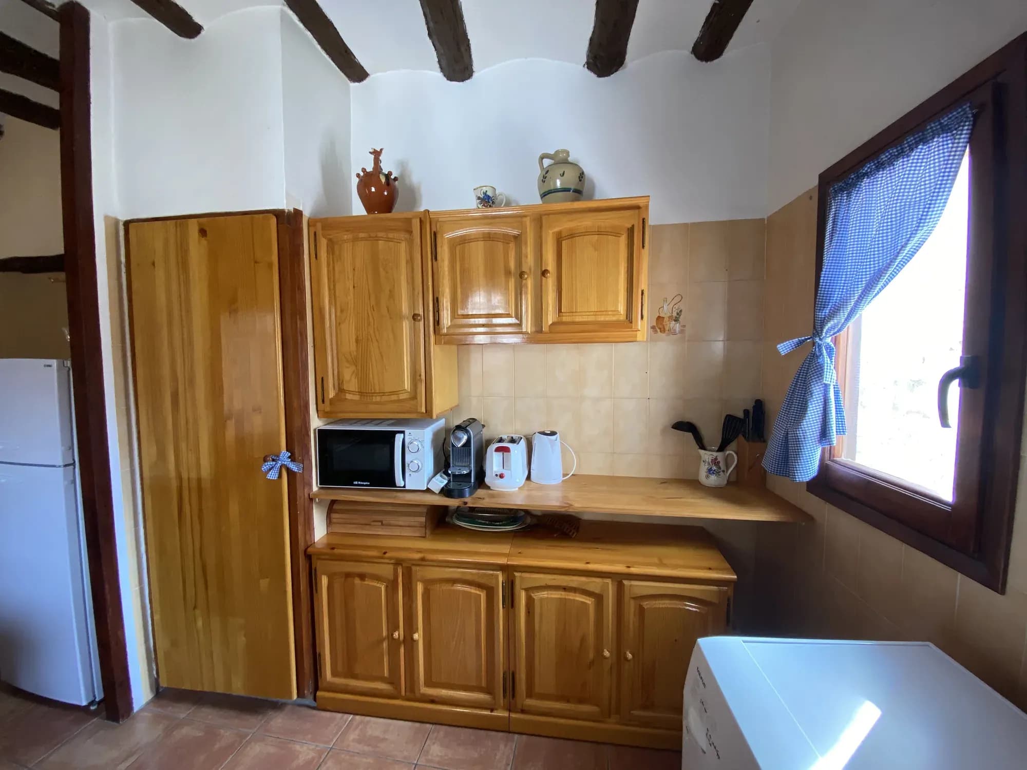 Cocina equipada de Casa Comet en Valderrobres