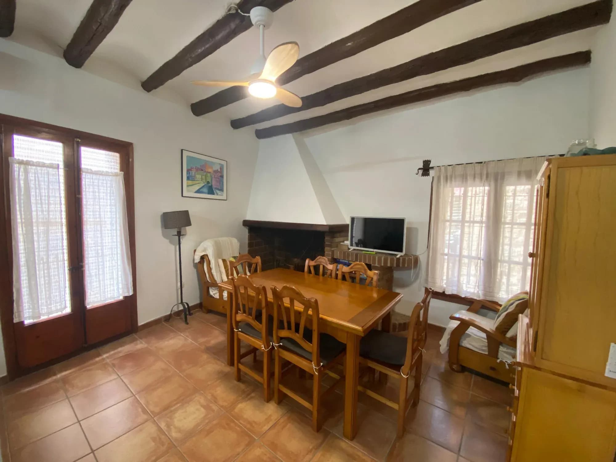 Comedor de Casa Comet en Valderrobres