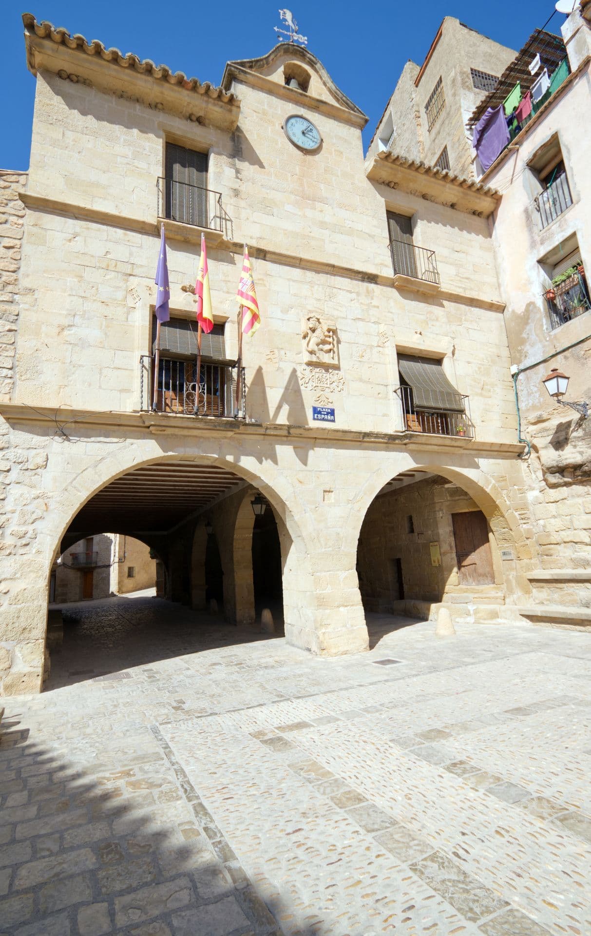 mazaleon ayuntamiento