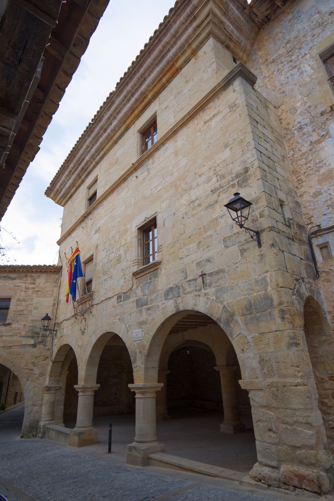 monroyo fachada